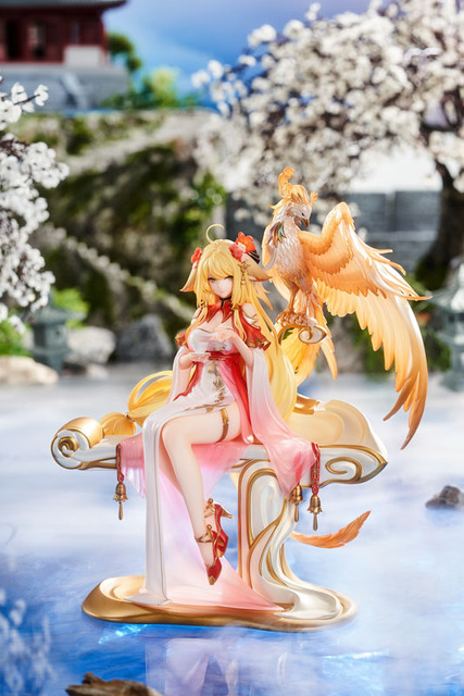 「縁結びの妖狐ちゃん 塗山紅紅（サン・ココ）金羽華裳Ver. 1/7スケール 完成品フィギュア」26,180円（税込）（C）2022 CHINA LITERATURE
