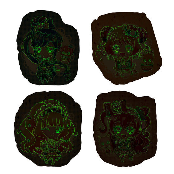 「光るダイカットクッション」各3,630円（税込）（C）ABC-A・東映アニメーション