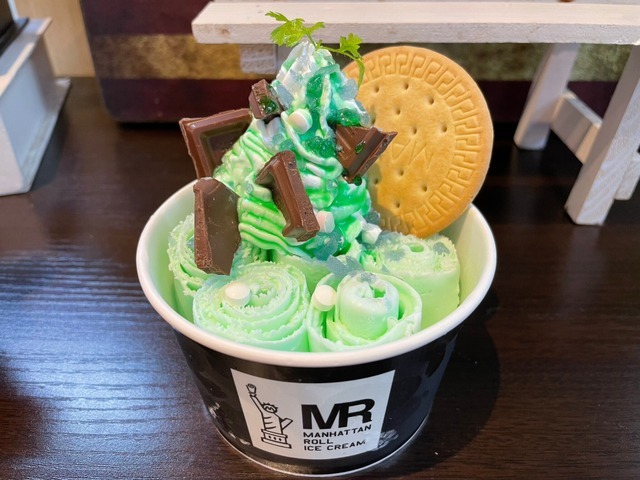 「荒北のチョコミントアイス」990円（税込）（C）渡辺航（週刊少年チャンピオン）／弱虫ペダル05製作委員会
