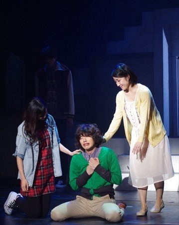 舞台「心霊探偵八雲 祈りの柩」一見無関係な”点”と”点”、愛憎の縁が哀しい物語