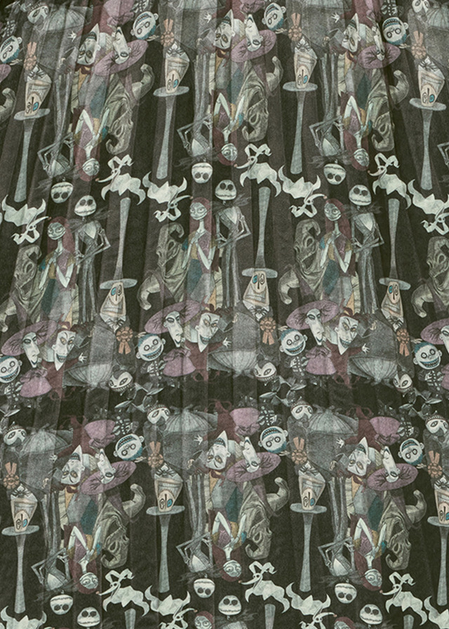 「『ナイトメアー・ビフォア・クリスマス』グラニフ オリジナルグラフィックアイテム」（C）Disney