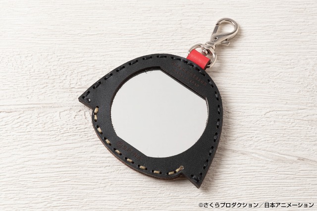 「OJAGA DESIGN まる子ミラーキーホルダー」6,050円（税込）（C）さくらプロダクション／日本アニメーション