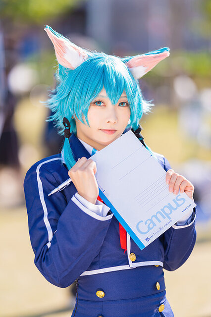 シノン（制服ver.）『ソードアート・オンライン』／モデル：東雲 氷（@kri_cos）、撮影：乃木章