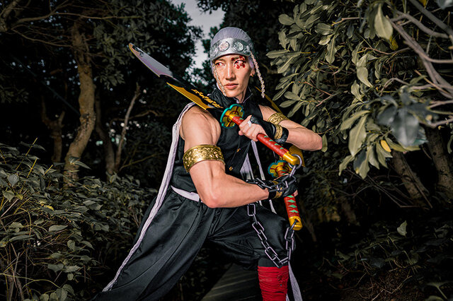 宇髄天元『鬼滅の刃』／AKIHITO（@AkihitoAll）、撮影：乃木章