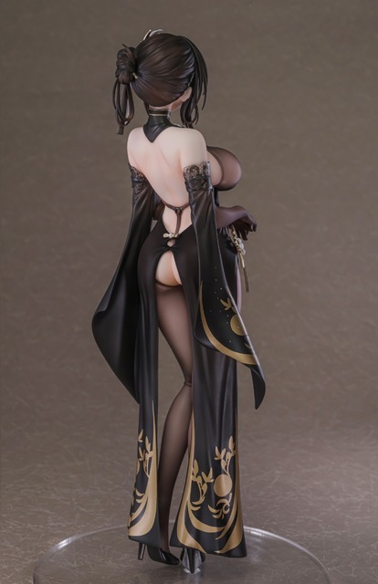 「アズールレーン 鎮海 奇響華殿ver. 1/6スケール 完成品フィギュア」23,100円（税込）（C）2017 Manjuu Co.,Ltd.& YongShi Co.,Ltd.All Rights Reserved.（C）2017 Yostar, Inc.All Rights Reserved.