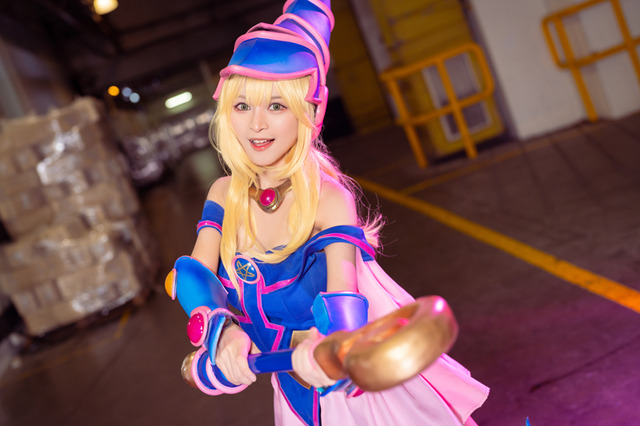 ブラック・マジシャン・ガール『遊☆戯☆王』／Miho（@mingmiho）、撮影：乃木章