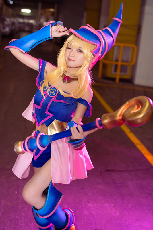 ブラック・マジシャン・ガール『遊☆戯☆王』／Miho（@mingmiho）、撮影：乃木章