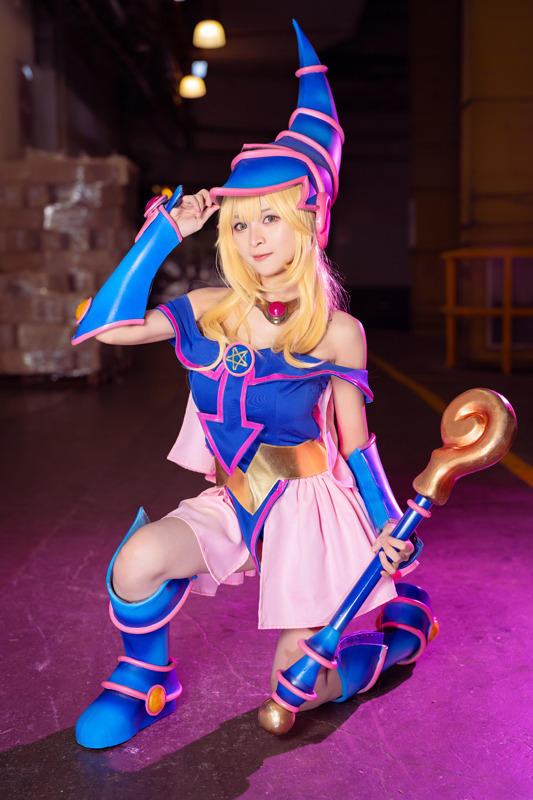 ブラック・マジシャン・ガール『遊☆戯☆王』／Miho（@mingmiho）、撮影：乃木章