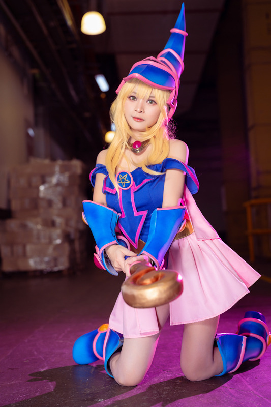 ブラック・マジシャン・ガール『遊☆戯☆王』／Miho（@mingmiho）、撮影：乃木章