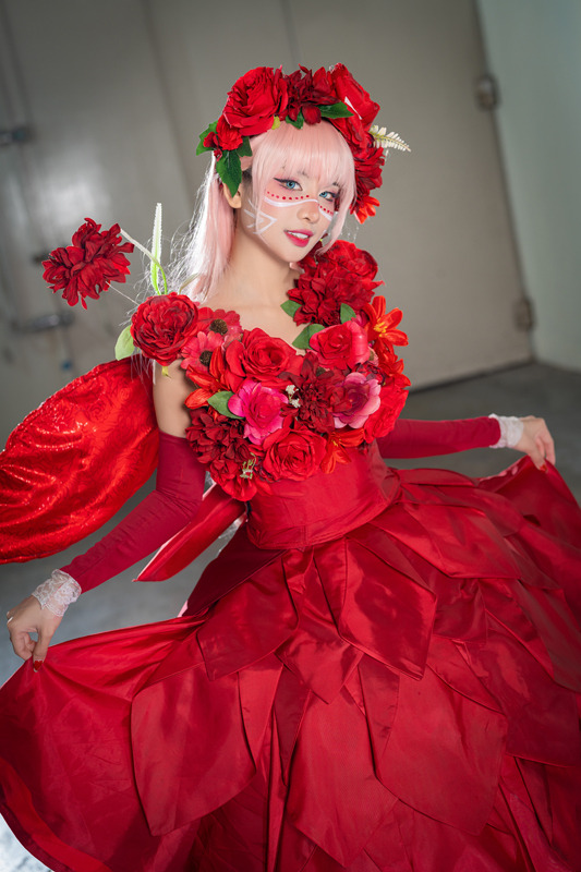 ベル『竜とそばかすの姫』／Caress（Twitter：@charechii）、撮影：乃木章