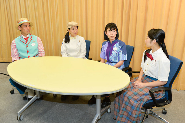 座談会／「東京ディズニーリゾート キャストの仕事」（発行/編集：講談社/海外キャラクター出版部）