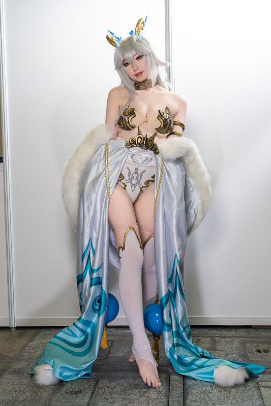 ヴェイベ【VShojo】／Riiyuukii（Instagram：riiyuukii_cos）、撮影：乃木章