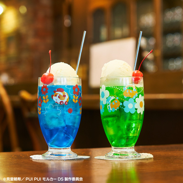 「純喫茶ぷいぷいモルカー」PUI PUI モルカー パフェグラス（C）見里朝希／ PUI PUI モルカー DS 製作委員会
