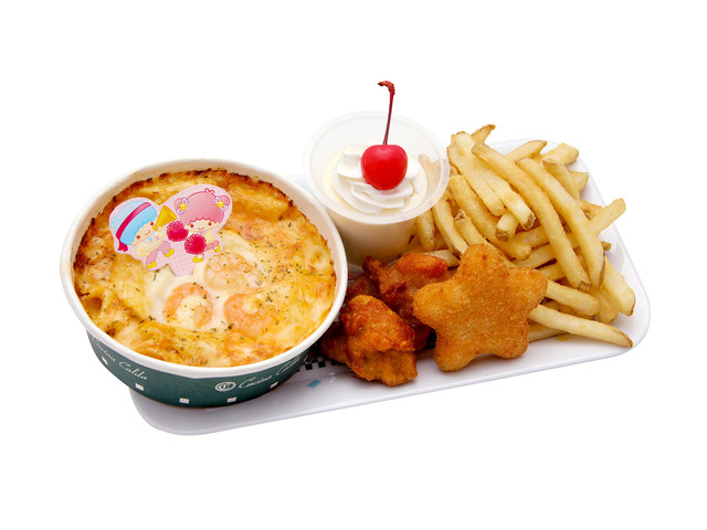 サンリオピューロランド「フレフレ★ピューロ学園」ピューロ学園のえびグラタンプレート（C）2022 SANRIO CO., LTD. TOKYO, JAPAN