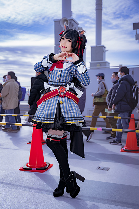 黛冬優子『アイドルマスター シャイニーカラーズ 』／秋津穂乃華 （@akchnk）、撮影：Jon