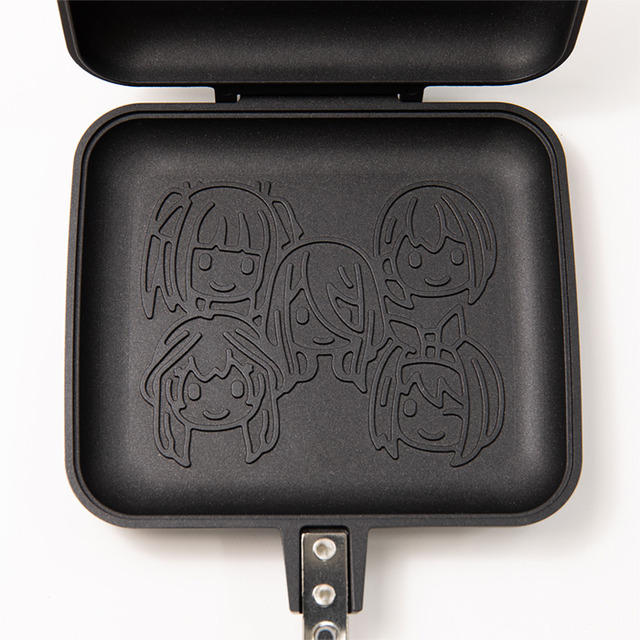 「映画 五等分の花嫁 ホットサンドメーカー」6,050円（税込）（C）春場ねぎ・講談社／映画「五等分の花嫁」製作委員会