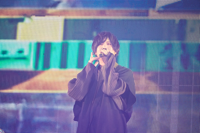 「ヒプノシスマイク -Division Rap Battle- 8th LIVE ≪CONNECT THE LINE≫ to Fling Posse」公演DAY1オフィシャル写真 Photo by: 粂井健太（C）King Record Co., Ltd. All rights reserved.