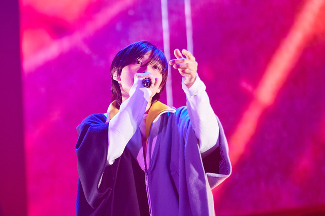 「ヒプノシスマイク -Division Rap Battle- 8th LIVE ≪CONNECT THE LINE≫ to Fling Posse」公演DAY1オフィシャル写真 Photo by: 粂井健太（C）King Record Co., Ltd. All rights reserved.