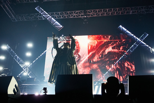 「ヒプノシスマイク -Division Rap Battle- 8th LIVE ≪CONNECT THE LINE≫ to Fling Posse」公演DAY2オフィシャル写真 Photo by: 粂井健太（C）King Record Co., Ltd. All rights reserved.