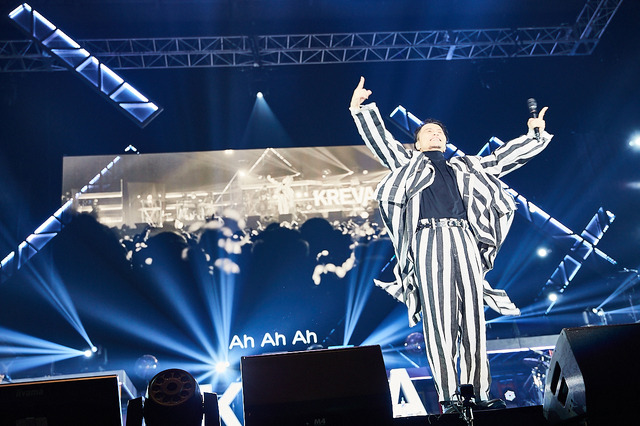 「ヒプノシスマイク -Division Rap Battle- 8th LIVE ≪CONNECT THE LINE≫ to Fling Posse」公演DAY2オフィシャル写真 Photo by: 粂井健太（C）King Record Co., Ltd. All rights reserved.