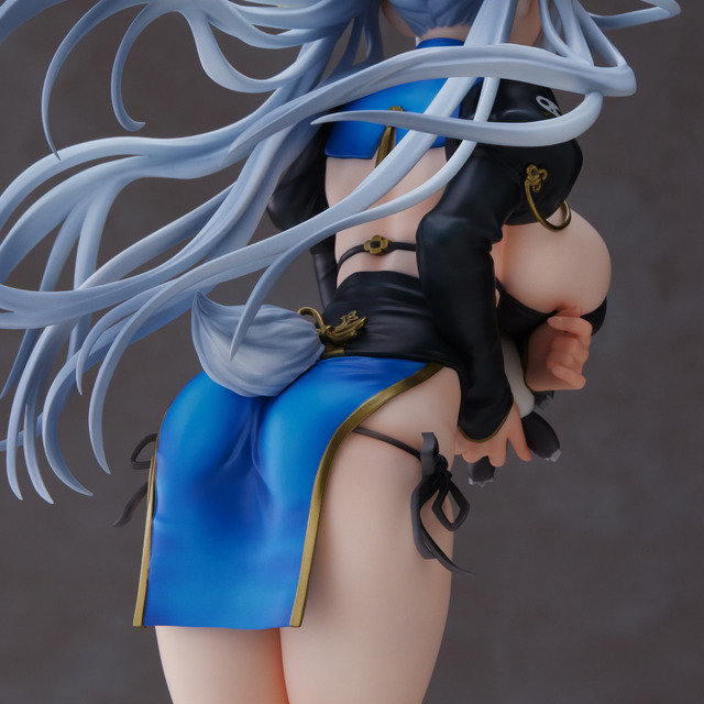 「煎茶イラスト『ぱんだちゃん（チャイナドレス）』」22,000円（税込）（C）煎茶