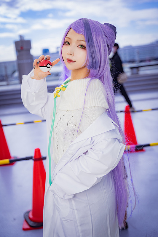 ミモザ『ポケットモンスター スカーレット・バイオレット』／KURU （Twitter：@kuru_cos_）、撮影：Jon