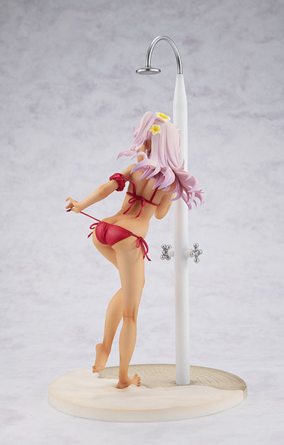 「『Fate/Kaleid liner プリズマ☆イリヤ ツヴァイ ヘルツ！』クロエ・フォン・アインツベルン ビキニver.」22,000円（税込）（C）2015 ひろやまひろし・TYPE－MOON／KADOKAWA／「プリズマ☆イリヤ ツヴァイヘルツ！」製作委員会