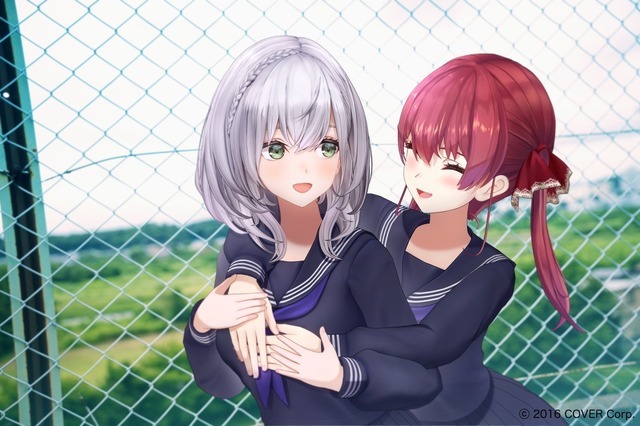 「白銀ノエル＆宝鐘マリン 1st PHOTO BOOK ふたりデート」2,750円（税込）