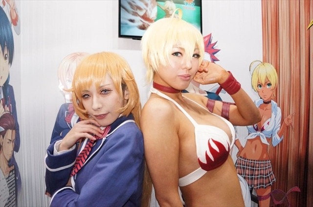 実物大アルスラーン騎馬立像が電通ブースに登場 人気作品のコスプレフォトスポットも@AnimeJapan2015