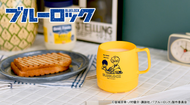 『ブルーロック』× ビィズニィズ「DINEXマグカップ（潔と國神）」（C）金城宗幸・ノ村優介・講談社／「ブルーロック」製作委員会
