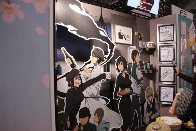 桜がテーマ！アニプレックスブース「アイマス シンデレラガールズ」、「冴えない彼女の育て方」の等身大パネルが登場