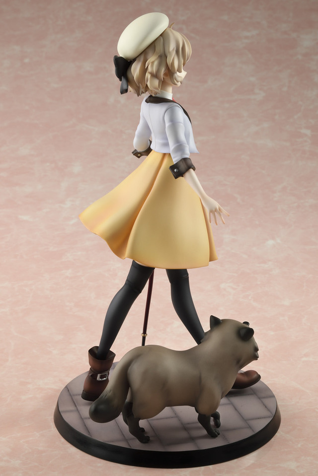 「虚構推理 岩永琴子 1/7スケール 完成品フィギュア」22,000円（税込）（C）城平京・片瀬茶柴・講談社／虚構推理製作委員会（R）KODANSHA
