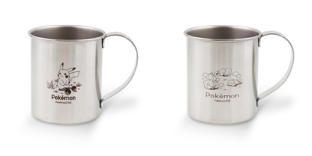 マリモクラフト「取っ手付きステンレスマグ  ピカチュウ  ポケモン」（左）と「同  フシギダネ＆ヒトカゲ＆ゼニガメ  ポケモン」（C）Nintendo･Creatures･GAME FREAK･TV Tokyo･ShoPro･JR Kikaku（C）Pokémon