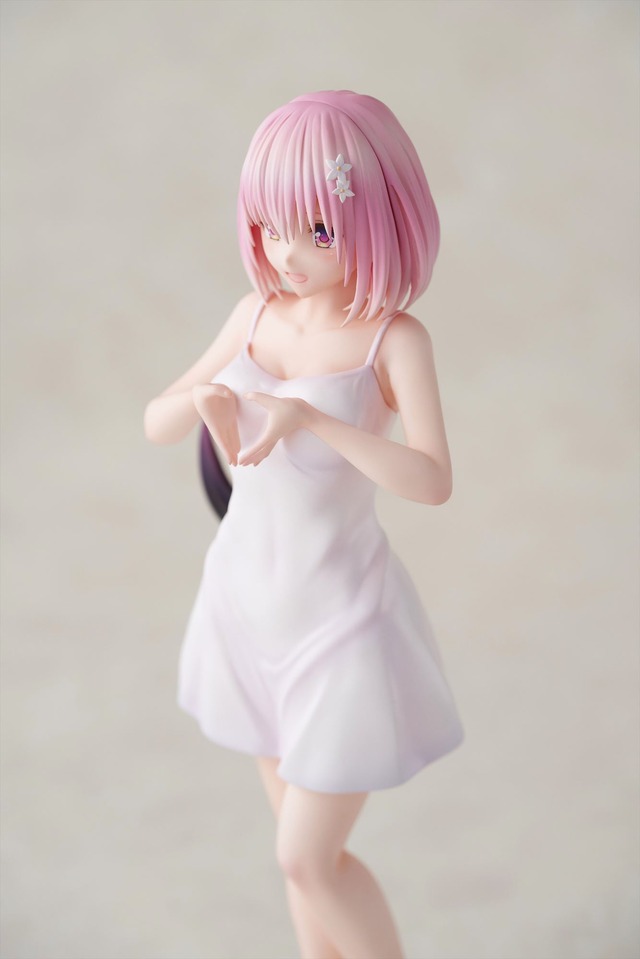 「To LOVEる原画展 フィギュア モモ・べリア・デビルーク」27,500円（税別）（C）矢吹健太朗・長谷見沙貴／集英社