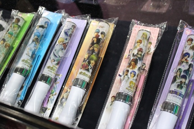 盛り上がるアニメライブ、その陰にはペンライトの進化あり KING BLADEがAnimeJapan 2015で公開