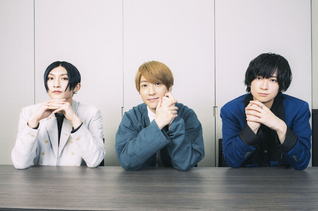 （左から）梅津瑞樹、鈴木拡樹、荒牧慶彦