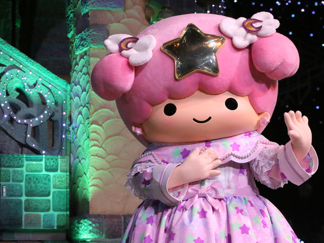 サンリオピューロランド「Rainbow Drops ～雨と仲間のものがたり～」（C）2023 SANRIO CO., LTD. TOKYO, JAPAN 　著作 株式会社サンリオ