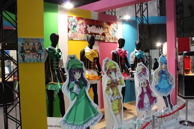 「ミルキィホームズ」Tシャツやタオル、ポスターが大量展示！AnimeJapanブースレポ