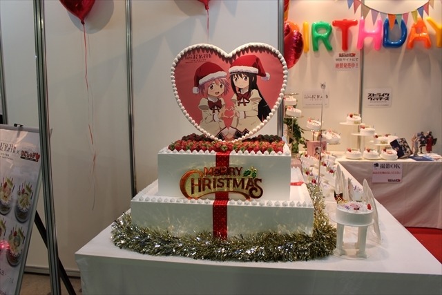 「まどマギ」も「〈物語〉」シリーズも、みんなケーキになったAnimeJapan 2015のあにしゅがブース