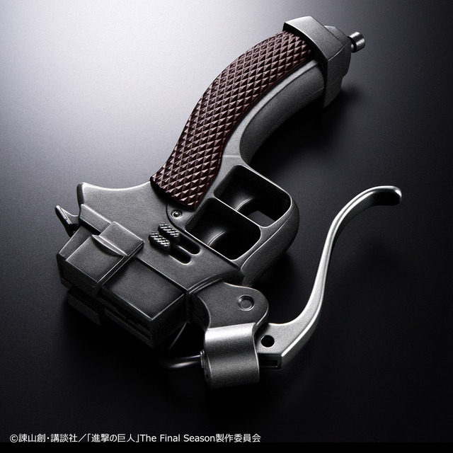 「超硬質ブレード COMPLETE EDITION」14,300円（税込／送料・手数料別途）（C）諫山創・講談社／「進撃の巨人」The Final Season製作委員会
