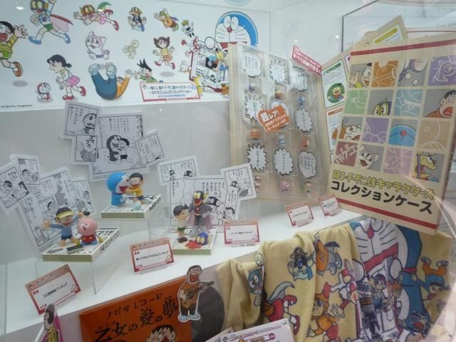 【キャラホビ2012】バンダイナムコは新作ゲームを多数展示 ― 『TIGER &amp; BUNNY』宣伝バスも登場