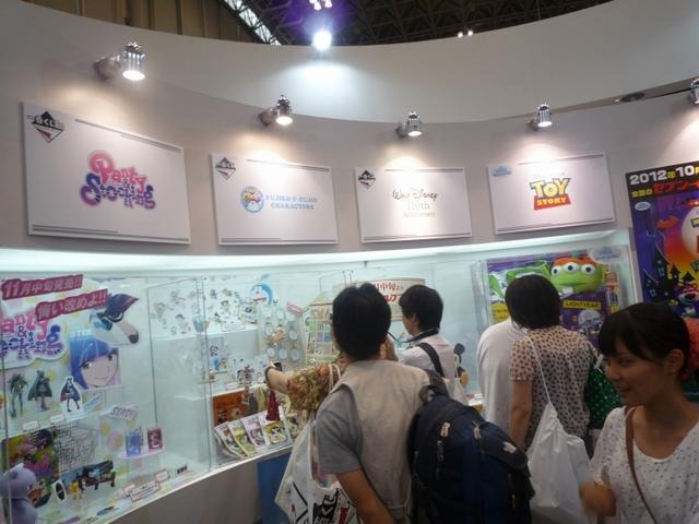 【キャラホビ2012】バンダイナムコは新作ゲームを多数展示 ― 『TIGER &amp; BUNNY』宣伝バスも登場