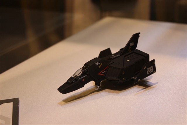 「ガンダム」伊勢丹に立つ　「STRICT-G」の商品が新宿で買える