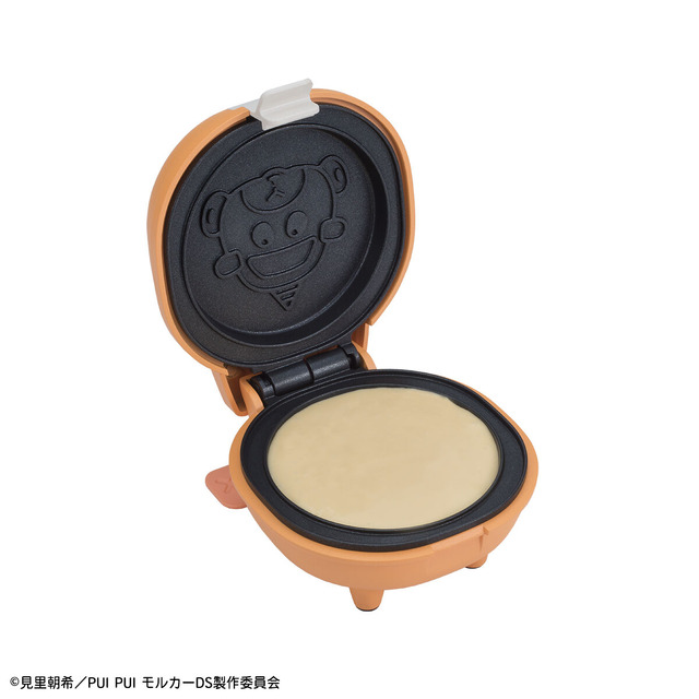 「こんがりきゃらパンケーキメーカー PUI PUI モルカー」（C）見里朝希／PUI PUI モルカーDS製作委員会