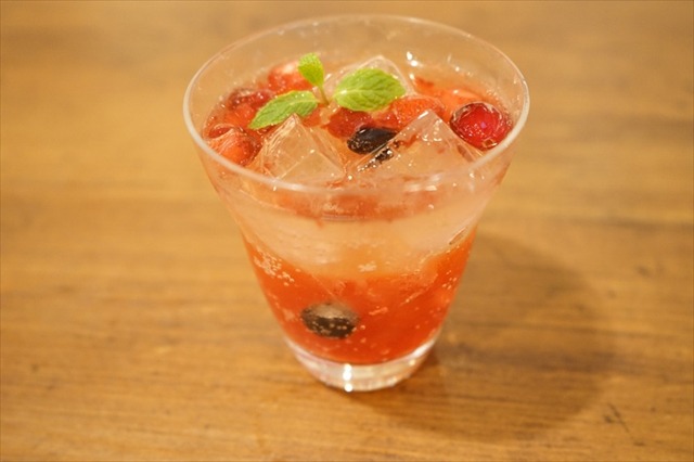 「コナンカフェ」渋谷にオープン　メニューやコラボグッズを公開