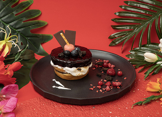 「地獄楽カフェ」杠 魅惑ドーナツ（C）賀来ゆうじ／集英社・ツインエンジン・MAPPA