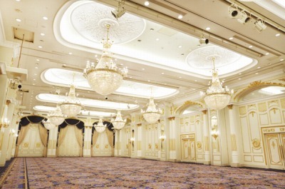 エメラルドホール