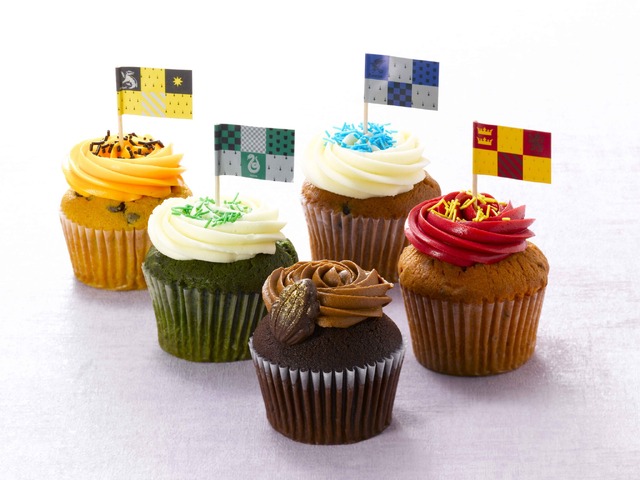 「ワーナーブラザーススタジオツアー東京」カップケーキ各種 WIZARDING WORLD characters, names, and related indicia are （C） &amp; ™ Warner Bros. Entertainment Inc. Publishing Rights （C） JKR.