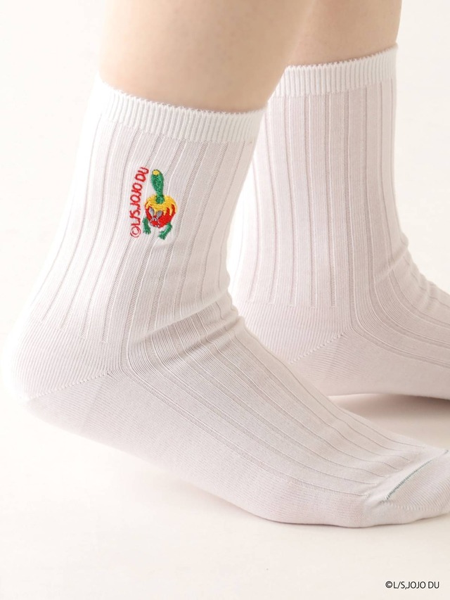 『ジョジョの奇妙な冒険　ダイヤモンドは砕けない』×Tabioコラボ刺繍ソックス「パール･ジャム（トニオ・トラサルディー）」（C）LUCKY LAND COMMUNICATIONS/集英社・ジョジョの奇妙な冒険DU製作委員会