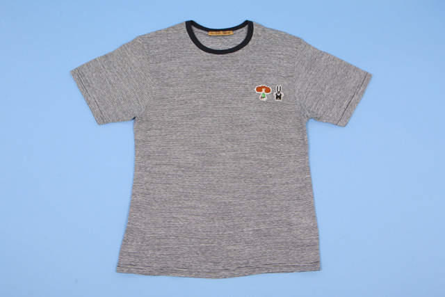「T-shirt」（1万5,000円）